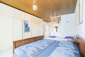 Strykejern/-brett og wi-fi (inkludert)