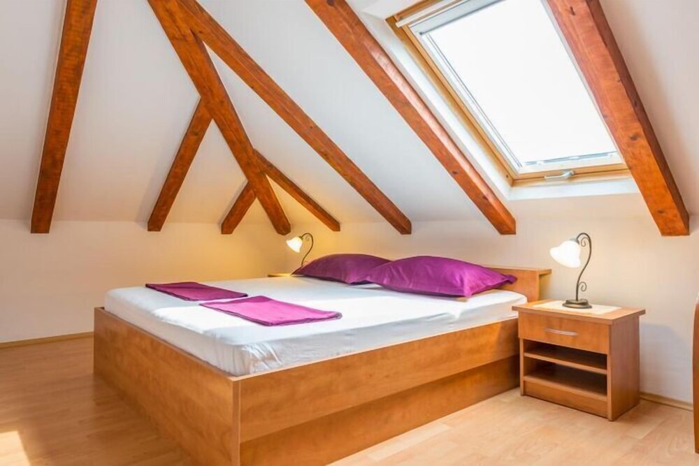 Apartments Kirigin Comfort Two Bedroom Apartment with Terrace and Sea