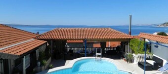 Villa Elit- Three Bedroom Apartment with Sea View Terrace (Penthouse)