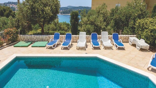 Pool - Apartment Viva la Vita - Two-Bedroom Apartment with Shared Pool (Cavtat)