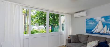 スマートテレビ