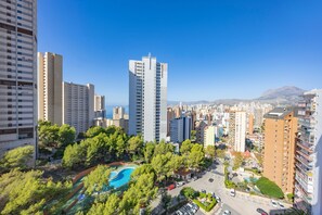 Exterior - Apartment 'Ciudad Antena I 14-c' with Sea View, Shared Pool, and Air Conditioning (Benidorm)