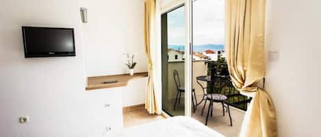 2 Schlafzimmer, Reisekinderbett, kostenloses WLAN