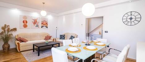 تناول الطعام