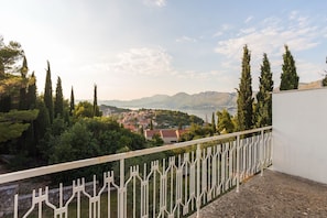 Property grounds - Apartments Sany- Two Bedroom Apartment with Balcony and Sea View (Cavtat)