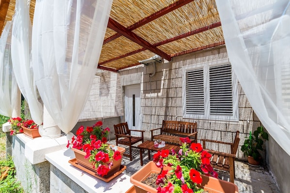 Terassi/patio