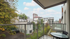 Leilighet, 2 soverom, balkong | Balkong