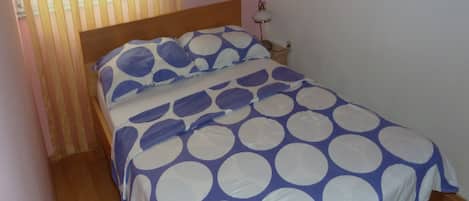 3 Schlafzimmer, Reisekinderbett, kostenloses WLAN