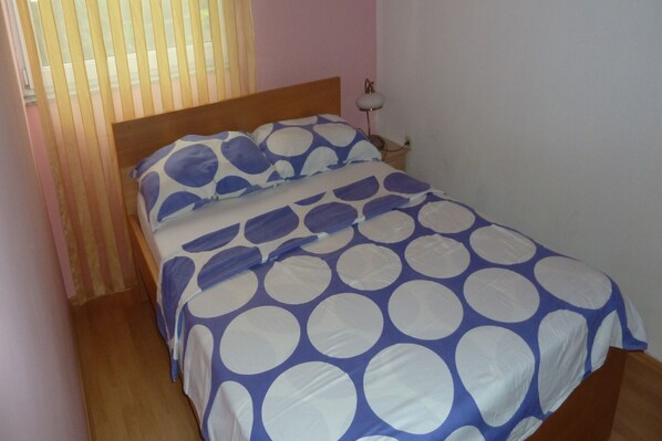 3 bedrooms, travel crib, free WiFi