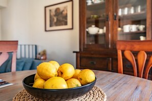 Food and drink - Country House 'Apartamento Victoria' with Shared Terrace, Private Garden and Wi-Fi (MUROS DE NALON)