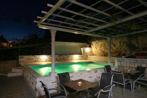 Pool - Guest House Kusalo - Comfort Twin or Double Room with Patio (Soba 5) (Dubrovnik)