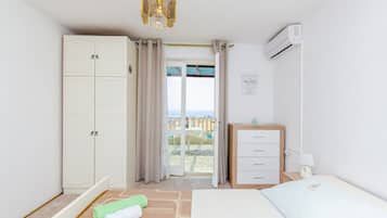 1 bedroom, iron/ironing board, free WiFi