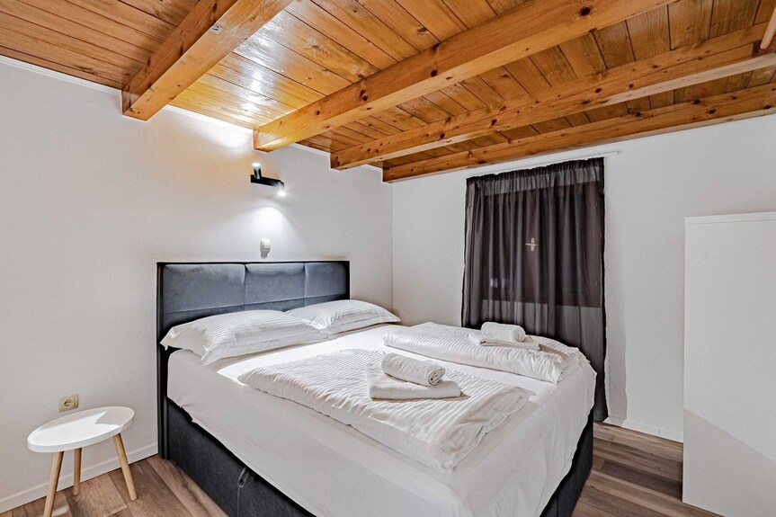 Villa Sea Edge - Three Bedroom Villa With Sea View - Trappano