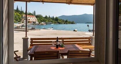 Holiday Home Anima Maris- Duplex Two Bedroom Holiday Home with Terrace and Sea View