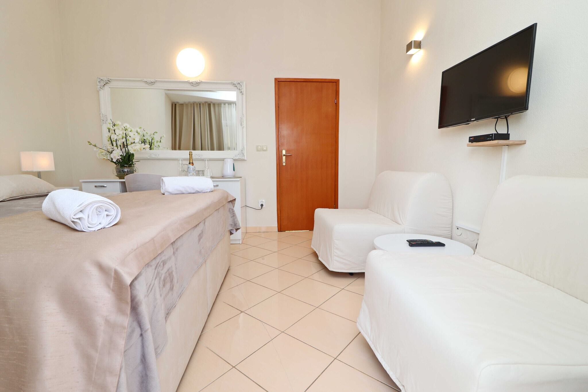 Hotel Pansion Villa Antonio - Two Bedroom Suite With Balcony And Sea View20seaview - Trpanj