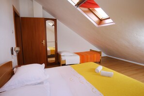 2 Schlafzimmer, Bügeleisen/Bügelbrett, kostenloses WLAN