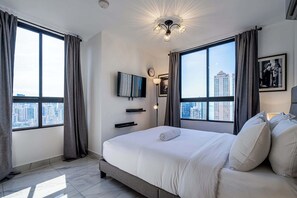 1 bedroom, desk, iron/ironing board, WiFi