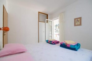 2 bedrooms, Internet
