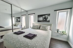 2 Schlafzimmer, Bügeleisen/Bügelbrett, Reisekinderbett, kostenloses WLAN