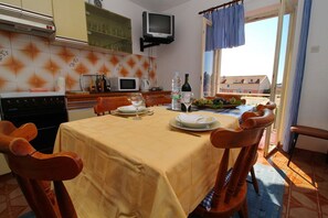 Dining - Three bedroom apartment with terrace (Orebic)