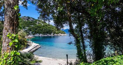 Apartment Bay Of Dreams - Two-Bedroom Apartment with Terrace and Sea View