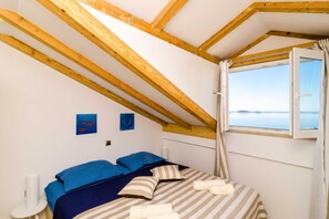 2 soverom, strykejern/-brett, reiseseng for barn og wi-fi (inkludert)