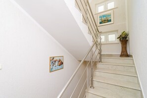 Interior - Apartments & Rooms Barišić - Studio Apartment with Balcony and Garden View (Second Floor)-APT 13 (Kupari)