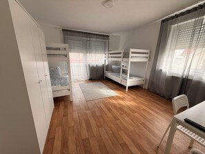 2 Schlafzimmer, kostenloses WLAN, Bettwäsche