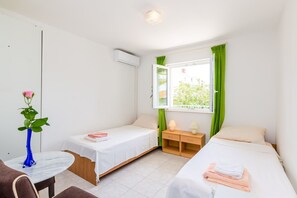 1 quarto, acesso à internet