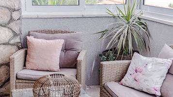 Smart TV y chimenea