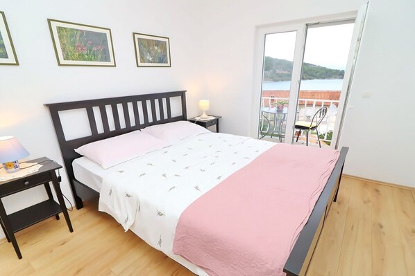 1 habitación, cuna de viaje y wifi gratis