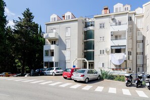 Exterior - Apartment South Side - Studio Apartment with City View (Dubrovnik)