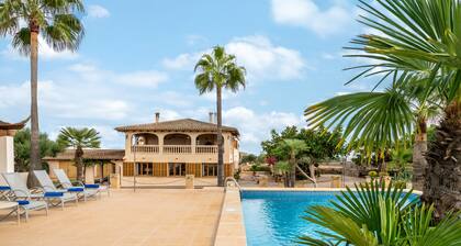 Villa 'Ignaci' mit privatem Pool, privater Terrasse und Wi-Fi