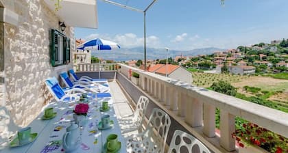 Apartment Blue Oasis - Three Bedroom Apartment (ST)