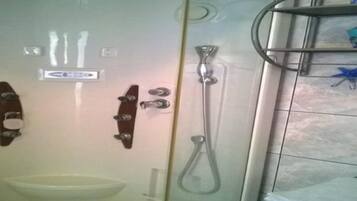 Hair dryer