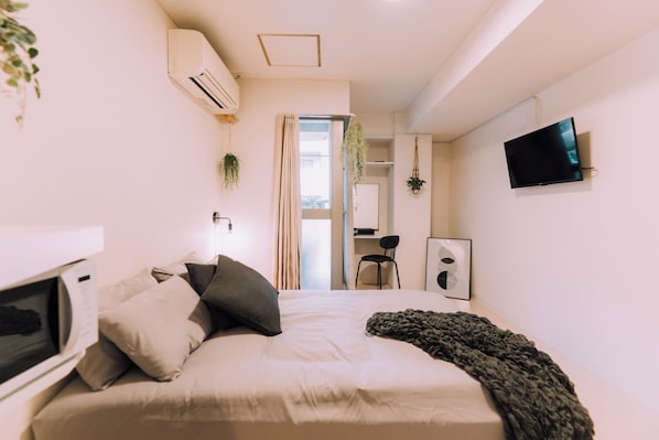 Comfort Apartment | 1 bedroom, desk, iron/ironing board, free WiFi - Minimalist Loft 1001 (Osaka)
