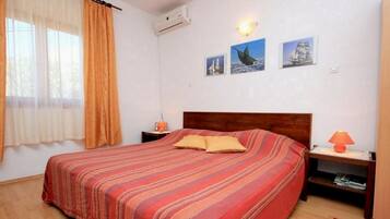 Cuna de viaje y wifi gratis