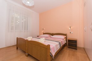 3 habitaciones, cuna de viaje y wifi gratis 