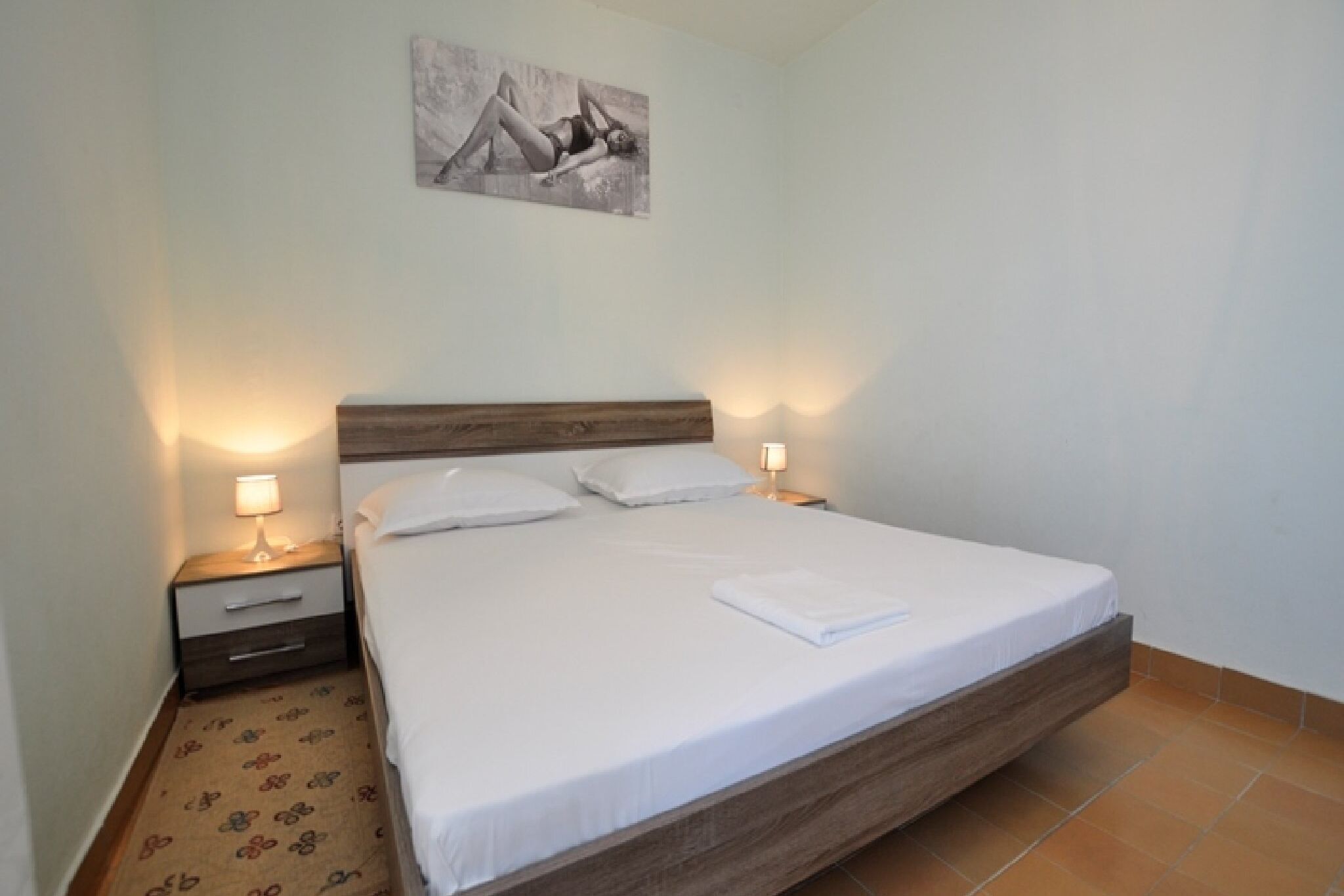 1 dormitorio, tabla de planchar con plancha, cuna de viaje y wifi gratis