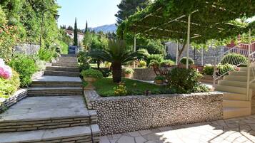 Jardines del alojamiento