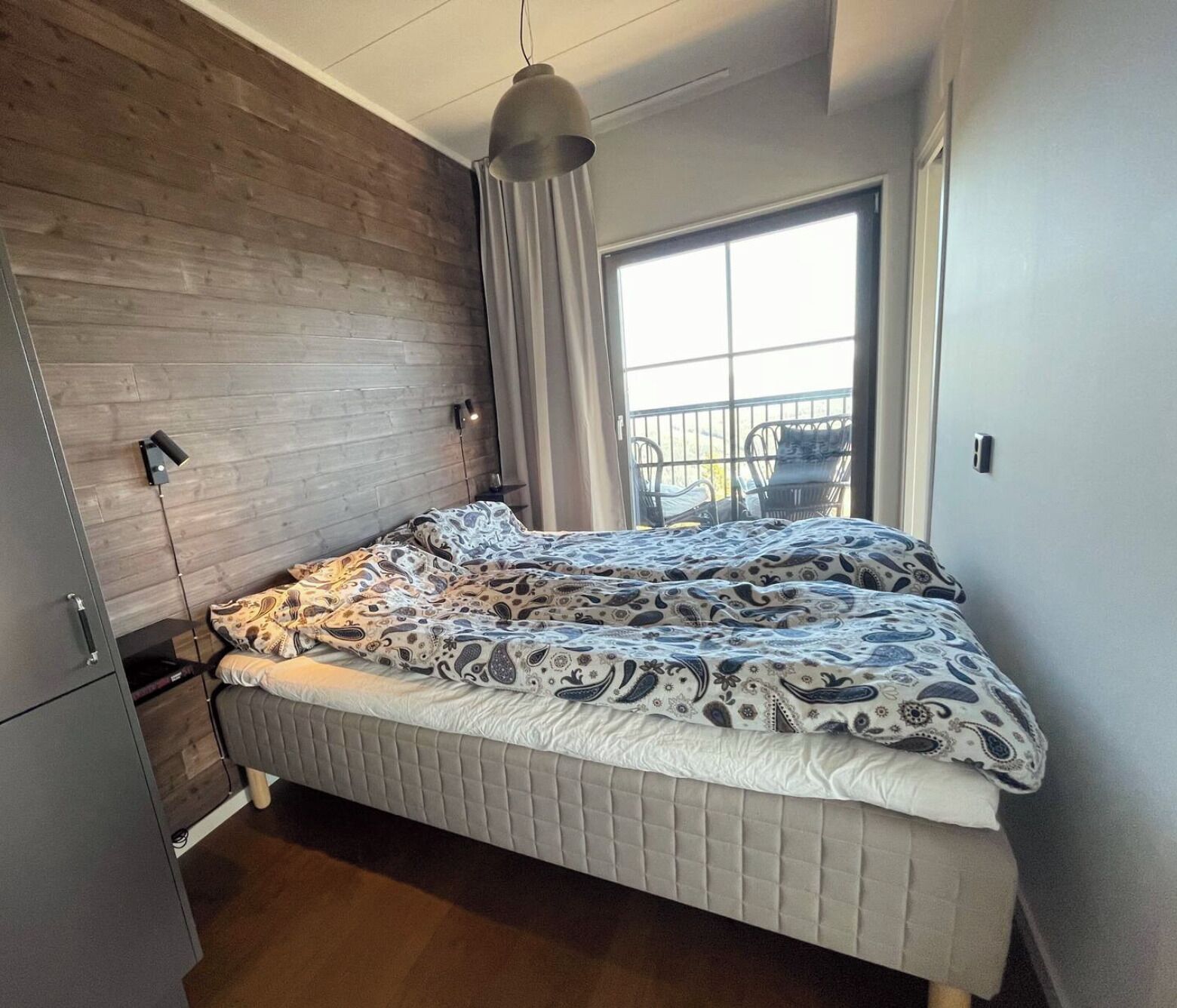 4 makuuhuonetta, Wi-Fi