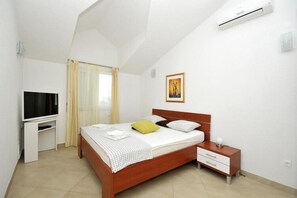 2 bedrooms, free WiFi