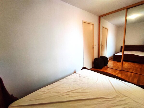 Room - Cozy apartment near slopes with balcony and parking (Bolquère-Pyrénées 2000)