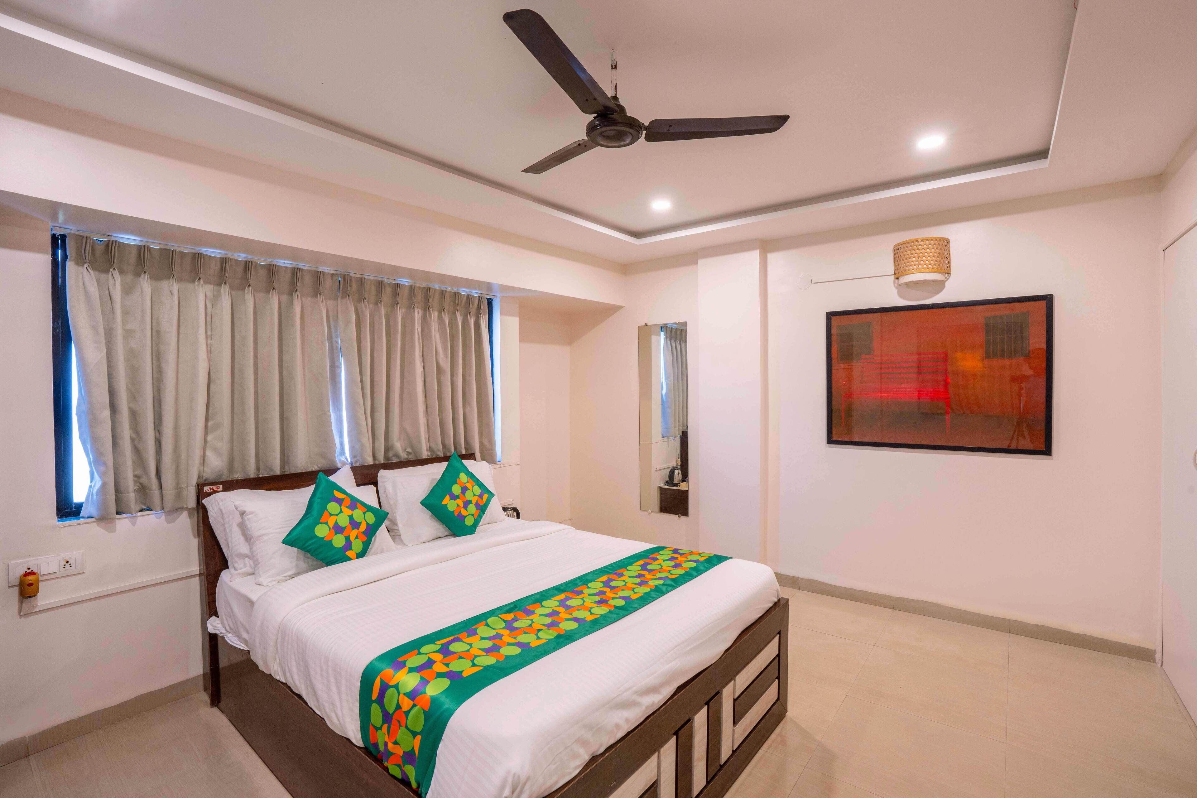 Photo - Treebo Royal Comfort Atithi