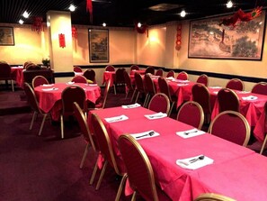 Banquet hall - The Oasis Hotel  (Harlow)