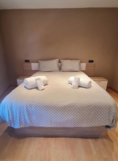 El Chorrón Villamayor House