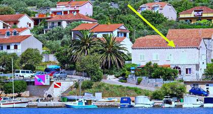 Apartment Josipa Vela Luka- Studio Apartment with Balcony and Sea View