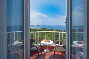 Unclassified image, 2 of 21, button - Villa Panorama Dubrovnik (A3) - Comfort One Bedroom Apartment with Balcony and sea View (Mlini)