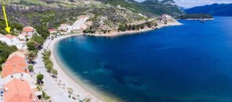 Apartments Seafront Silence - One Bedroom Apartment with Terrace and Sea View