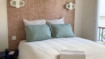 1 chambre, fer et planche à repasser, Wi-Fi, draps fournis